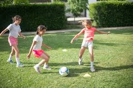 圣地亚哥教士队官宣退役特雷弗·霍夫曼的 51 号球衣，全城举办“霍夫曼日”