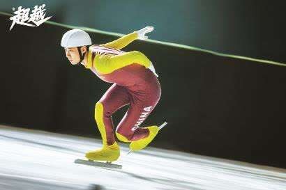 博弈论：路径依赖如何锁死错误策略？（博弈论视角：路径依赖为何让错误策略难以纠正？）