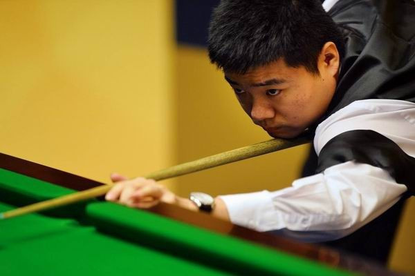 中临危不乱 中临危不乱