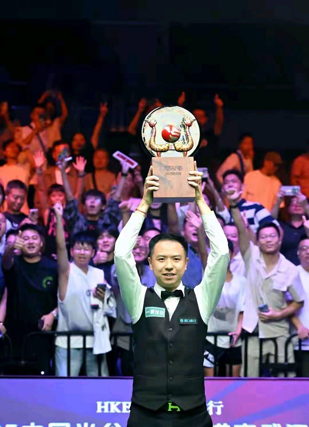 杯决赛中脱 杯决赛中脱